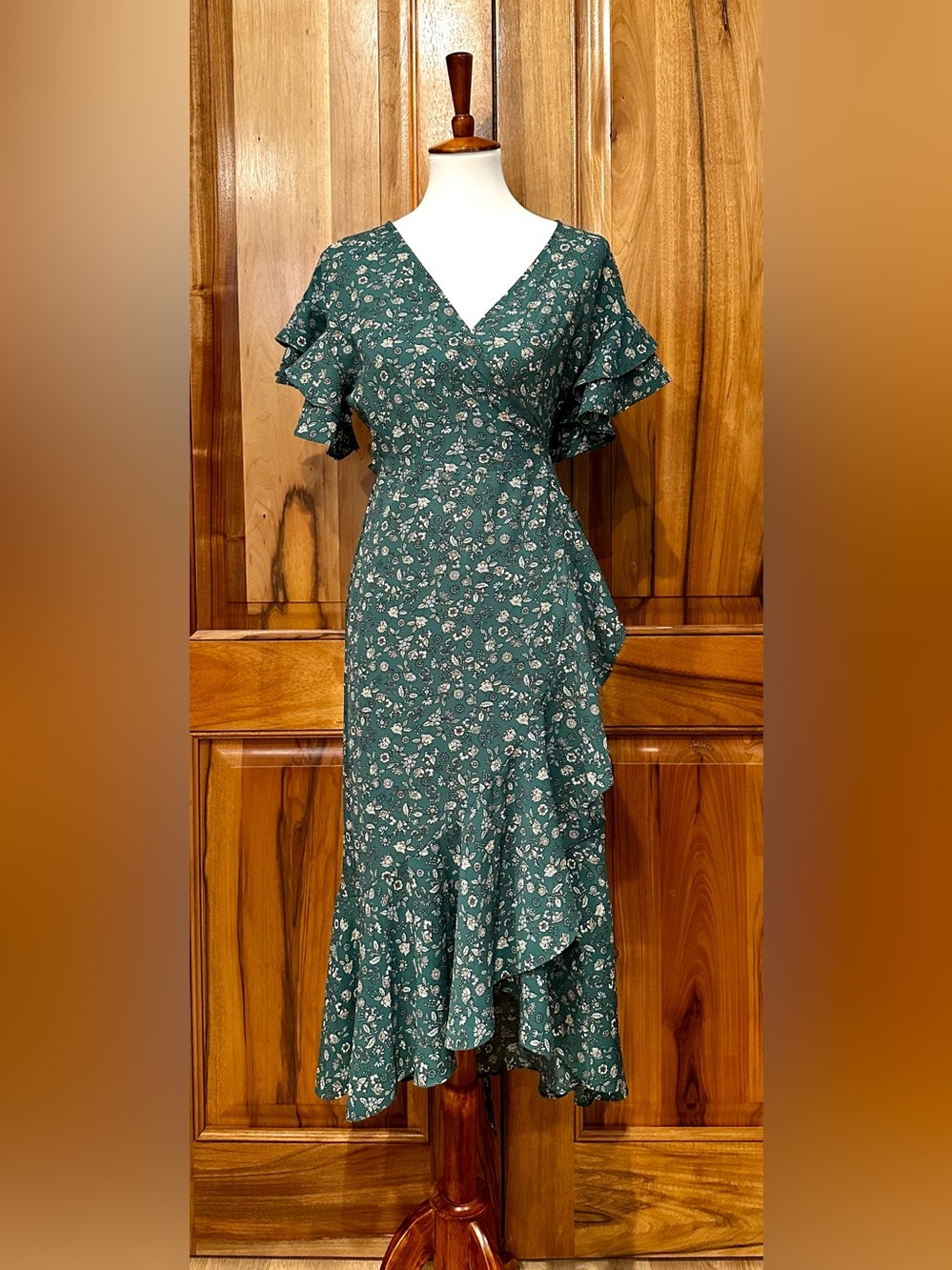 Max Studio Ruffle Crepe High/Low Wrap Midi Dress, EUC, S